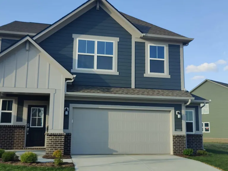 2209 Dixon Creek Dr — Photo 1