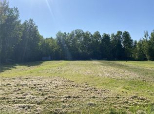 10 Pinewood Cres, Trent Lakes, ON K0M 1A0