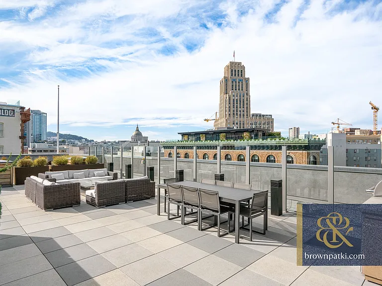 1075 Market St #807 — Photo 14