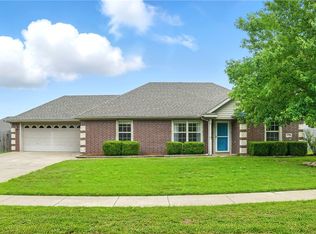 2392 Sara Alice Ct, Elkins, AR 72727