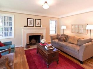 3711 SE Lafayette Ct, Portland, OR 97202