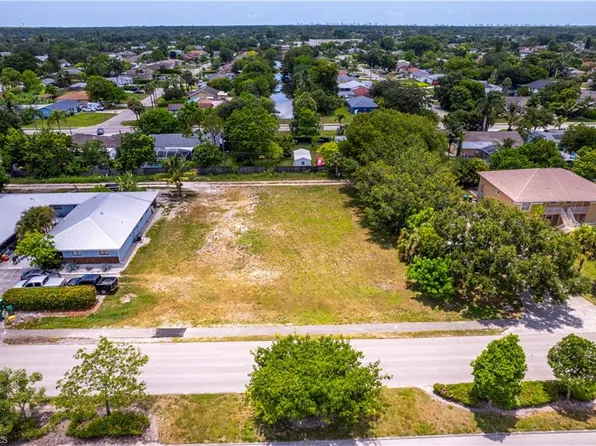 2171 Sunshine BLVD, NAPLES, FL 34116