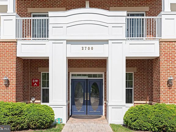 2nd image of 2700 Willow Oak Dr APT 405D