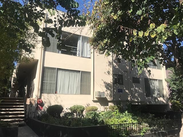 1st image of 812 Westbourne Dr