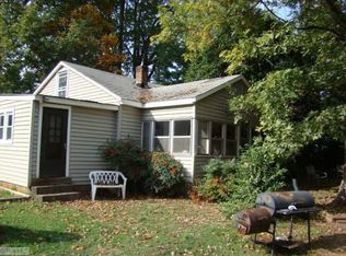 308 Aloe Rd, Greensboro, NC 27409