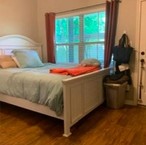 4 bed, 4.5 bath, 1978 sqft, $4,000 — Photo 4