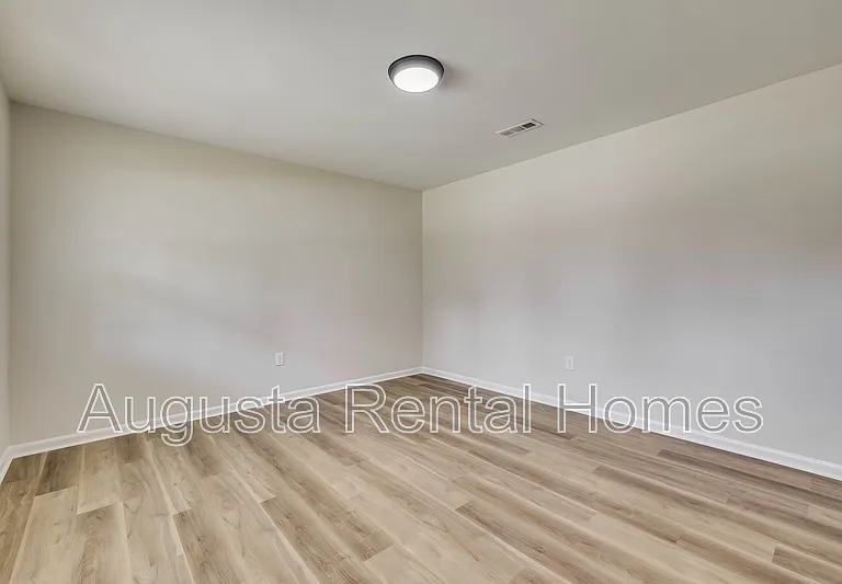 3413 Charing Cross Ct — Photo 8