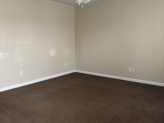 2nd image of 625 Broadway St #17225323