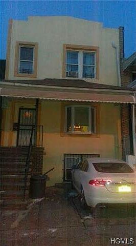 813 e 224th