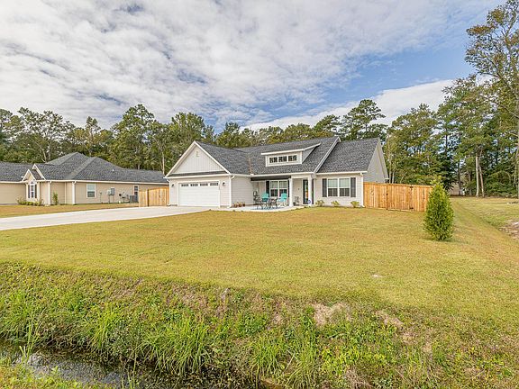 3rd image of 4020 Copperhead Rd.