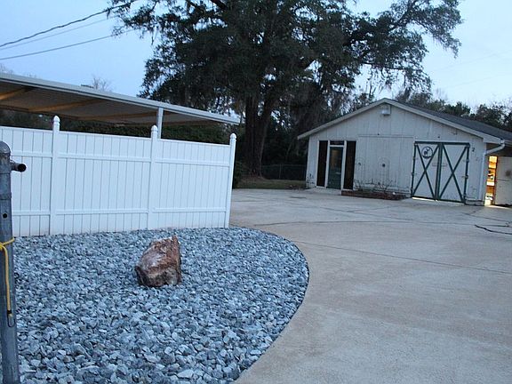 3rd image of 214 Westfield Rd