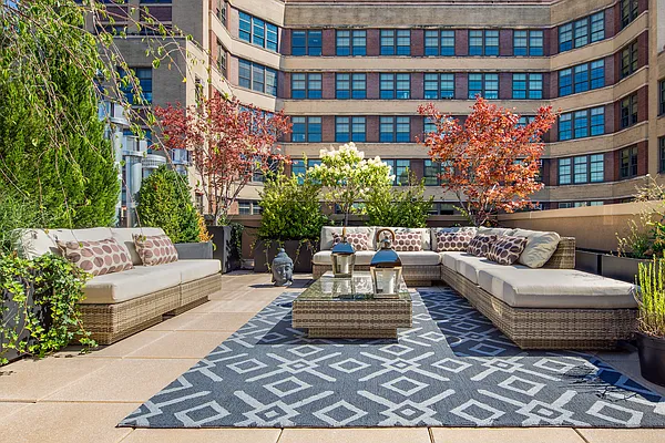 Rented by Camelot Realty Group | media 20