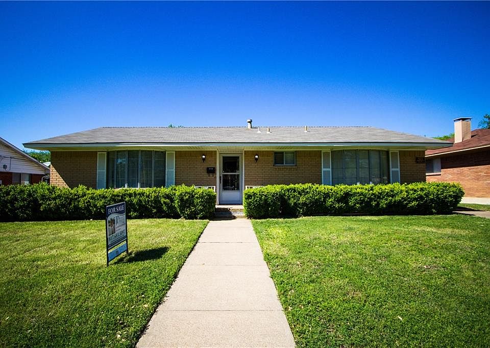 1st image of 713 Poinsettia Dr