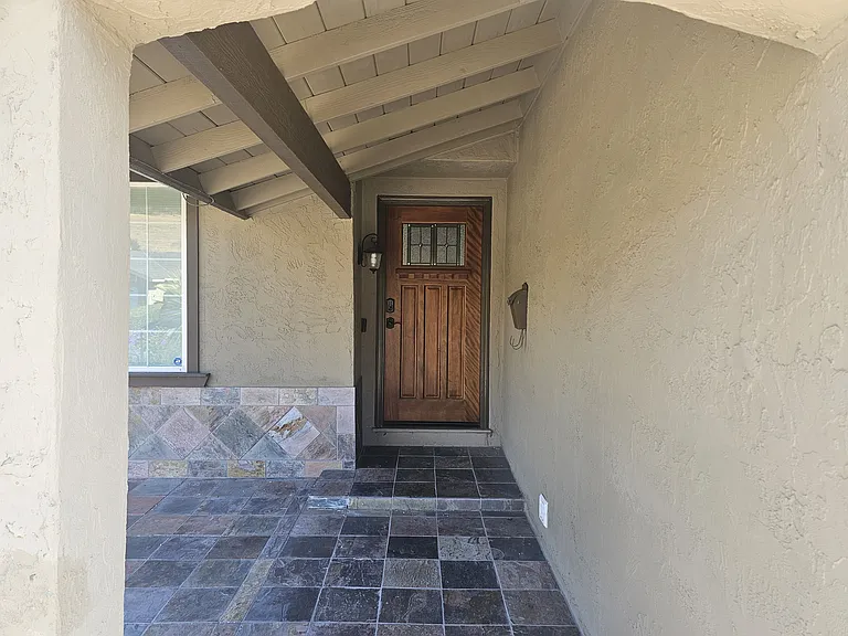 419 Curie Dr — Photo 2
