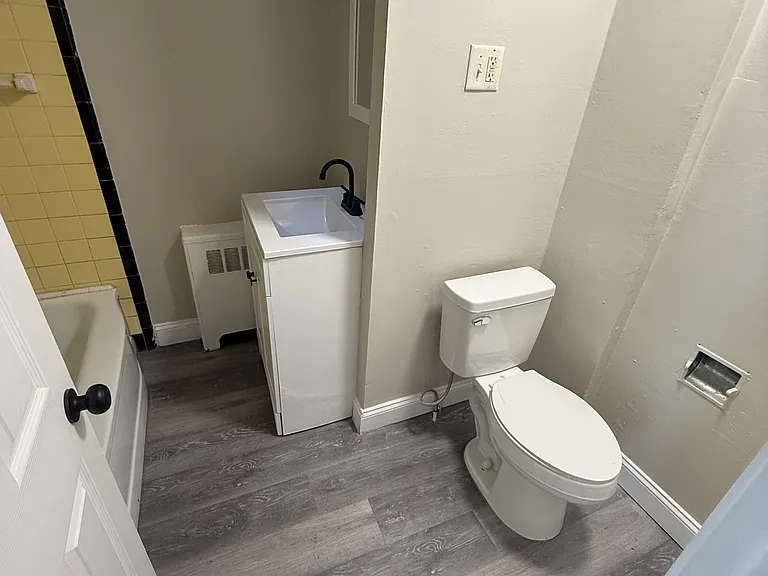 539 Wiltshire Rd — Photo 8