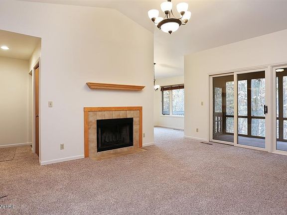 3rd image of 1501 W Water St Suite 73
