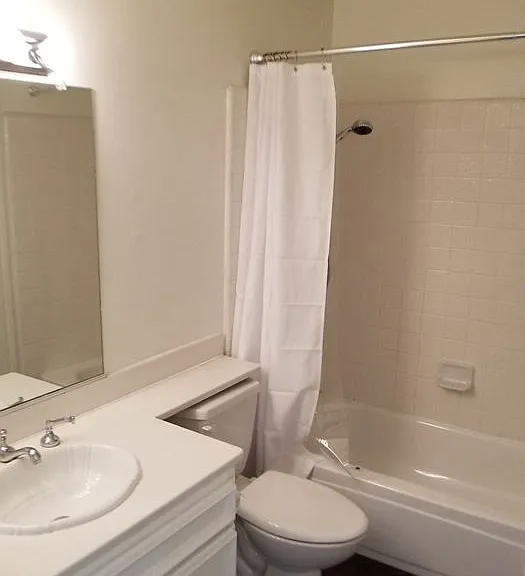 112 Corsica Dr — Photo 24