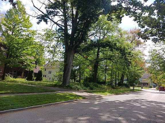 5th image of 2124 Lamberton Rd