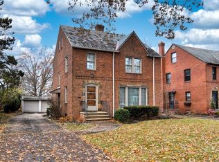 2316 Glendon Rd, University Heights, OH 44118