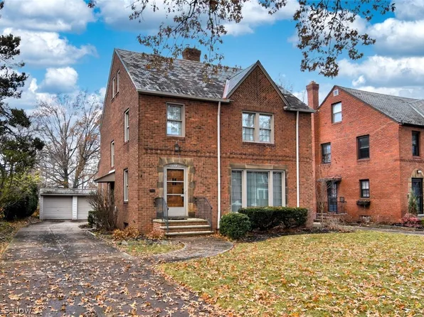 2316 Glendon Rd, University Heights, OH 44118