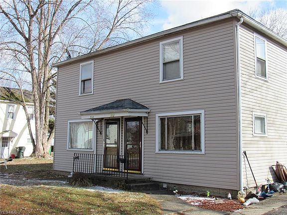 2nd image of 512 E 3rd St #514