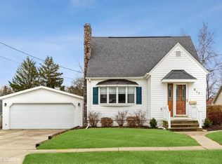 617 Columbia St, Horicon, WI 53032