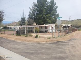 927 N Stagecoach Trl, Roosevelt, AZ 85545