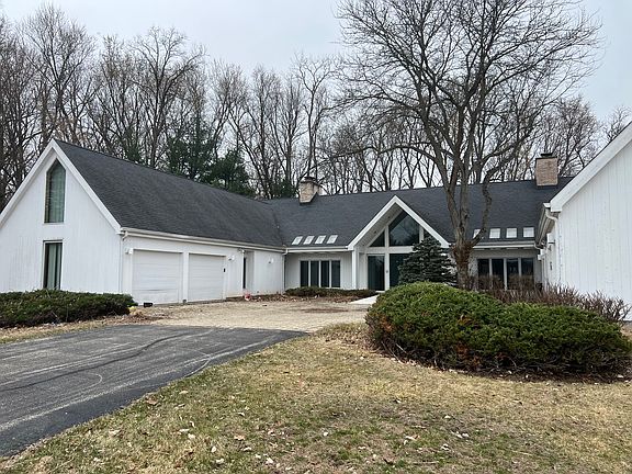 2nd image of 7716 Crystal Springs Rd