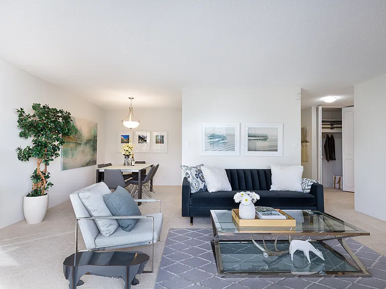 2020 Bellevue Ave — Photo 20
