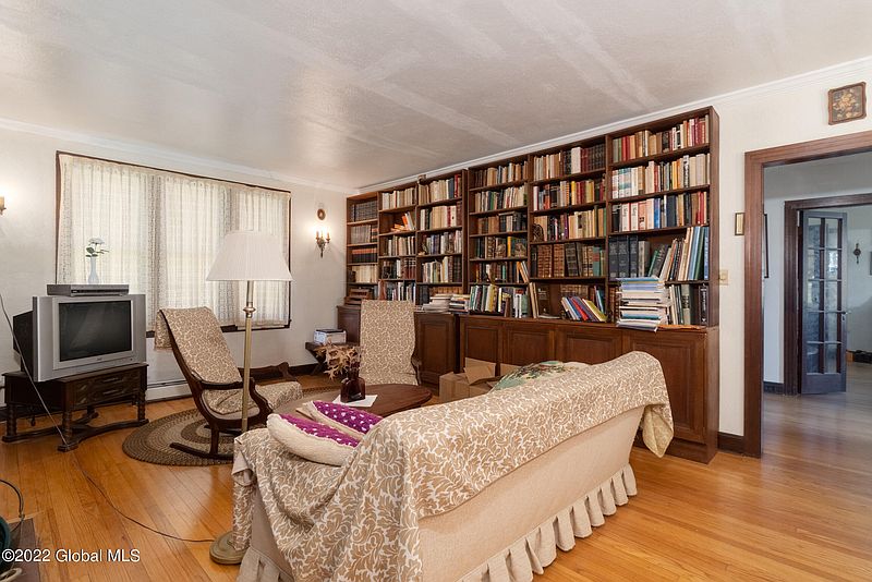 5th image of 264 LENOX Avenue