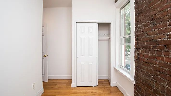 Rented by Nooklyn NYC LLC | media 15