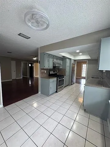 3224 Massachusetts Ave — Photo 2