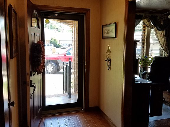 5th image of 1309 NE 21st Pl
