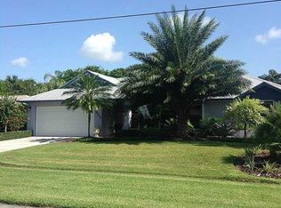 933 SE Bayfront Ave, Port Saint Lucie, FL 34983