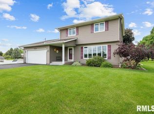14236 Kruse Ave, Davenport, IA 52804