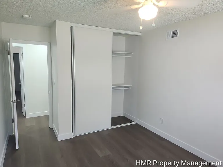 8760 Church St — Photo 17