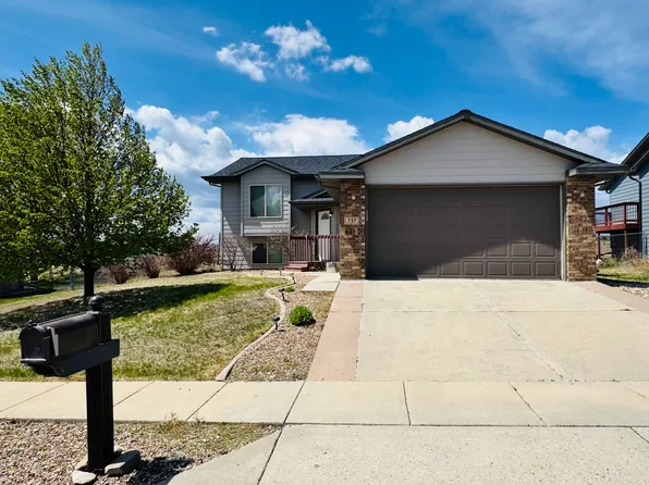 737 Missoula St, Rapid City, SD 57703