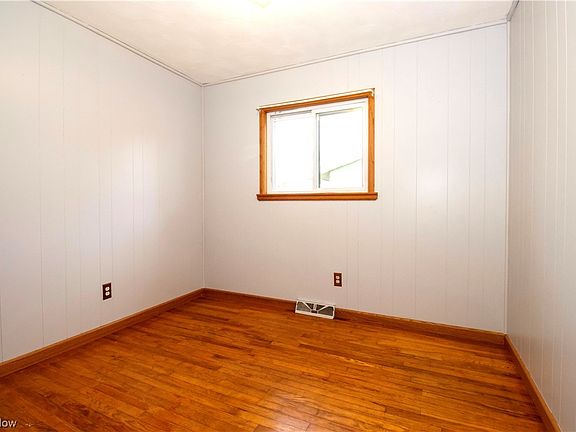 4th image of 870 Cleveland Ave