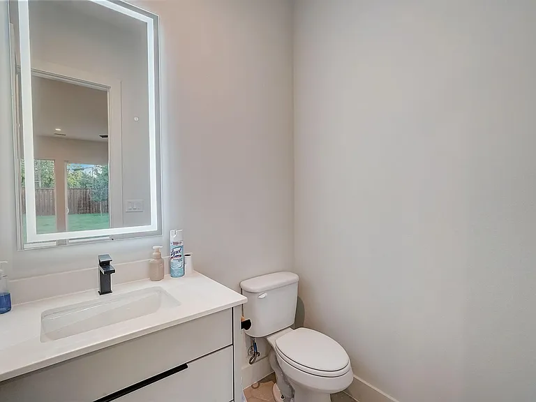 1719 Homeland St — Photo 10