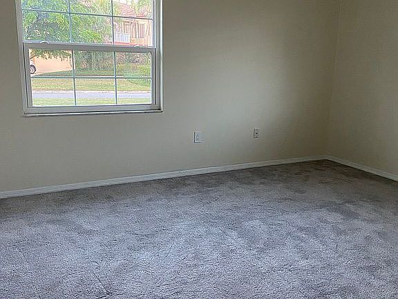 5th image of 5814 Driftwood Pl #32