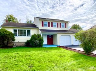 295 McKinley Ave, Edison, NJ