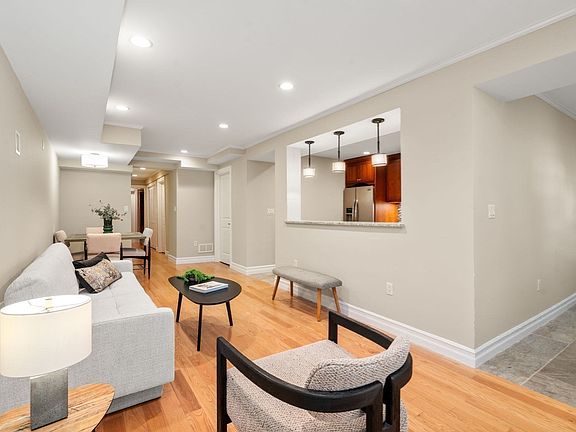 2nd image of 116 Pleasant St #B