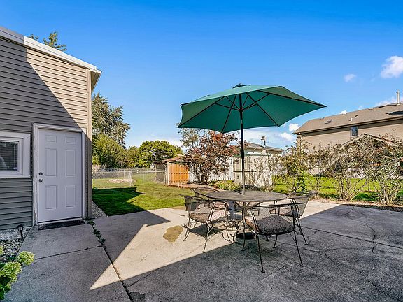 5th image of 9255 S Melvina Ave