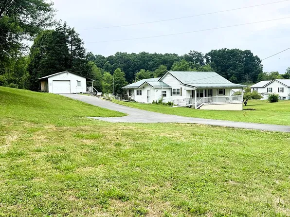 4331 Gatewood Rd, Fayetteville, WV 25840