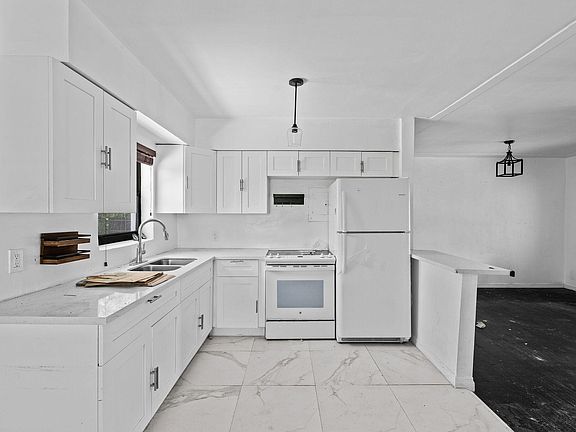 3rd image of 515 NW 81st Street