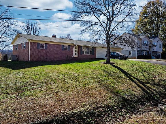 2nd image of 1182 Creekwood Dr