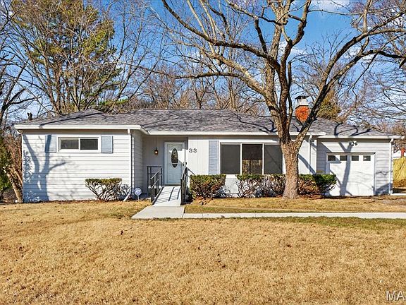 2nd image of 33 Lakewood Dr