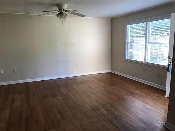 4th image of 2118 NW Bell Ave