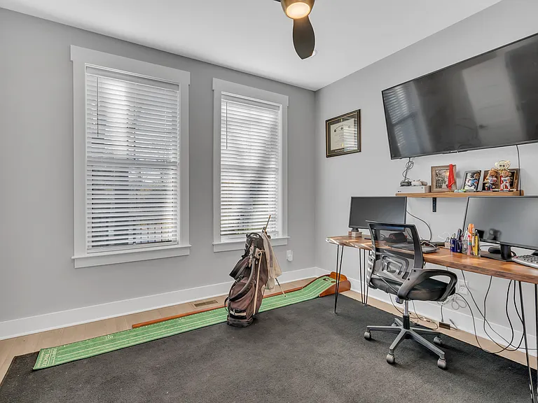502A Croley Dr — Photo 3