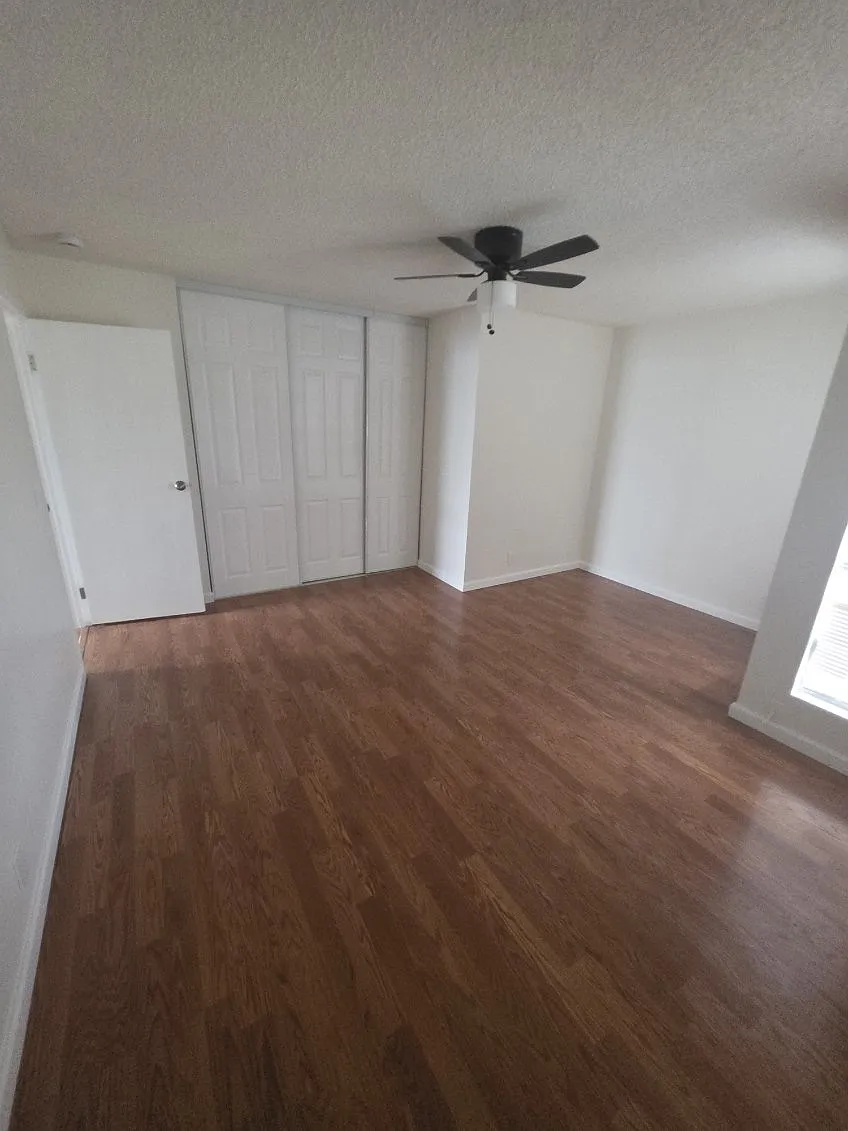 2 bed, 970 sqft, $2,500 — Photo 3